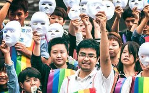 “释宪”后同性婚姻在台湾地区仍受挫 法官驳回二人登记结婚诉求
