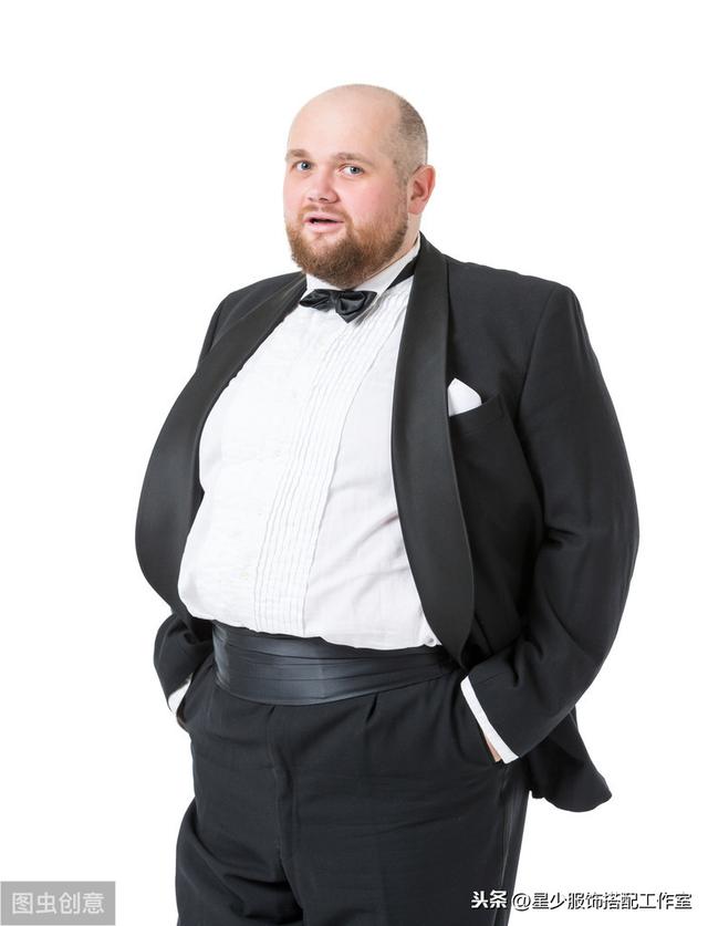 男人拥有大肚腩，穿了西装超难看？牢记这3个关键点，显瘦超简单
