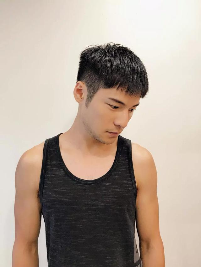 整理了今年韩国欧巴大势发型，日韩男神短发发型