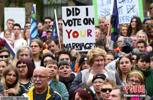 涉侵隐私、暴力频发 澳大利亚同性婚姻邮寄式公投现弊端